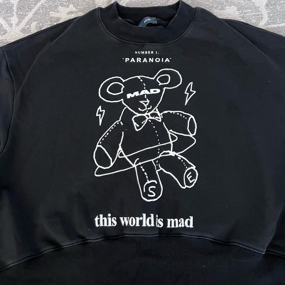 Spelledit black teddy sweater - Picture 2 of 5